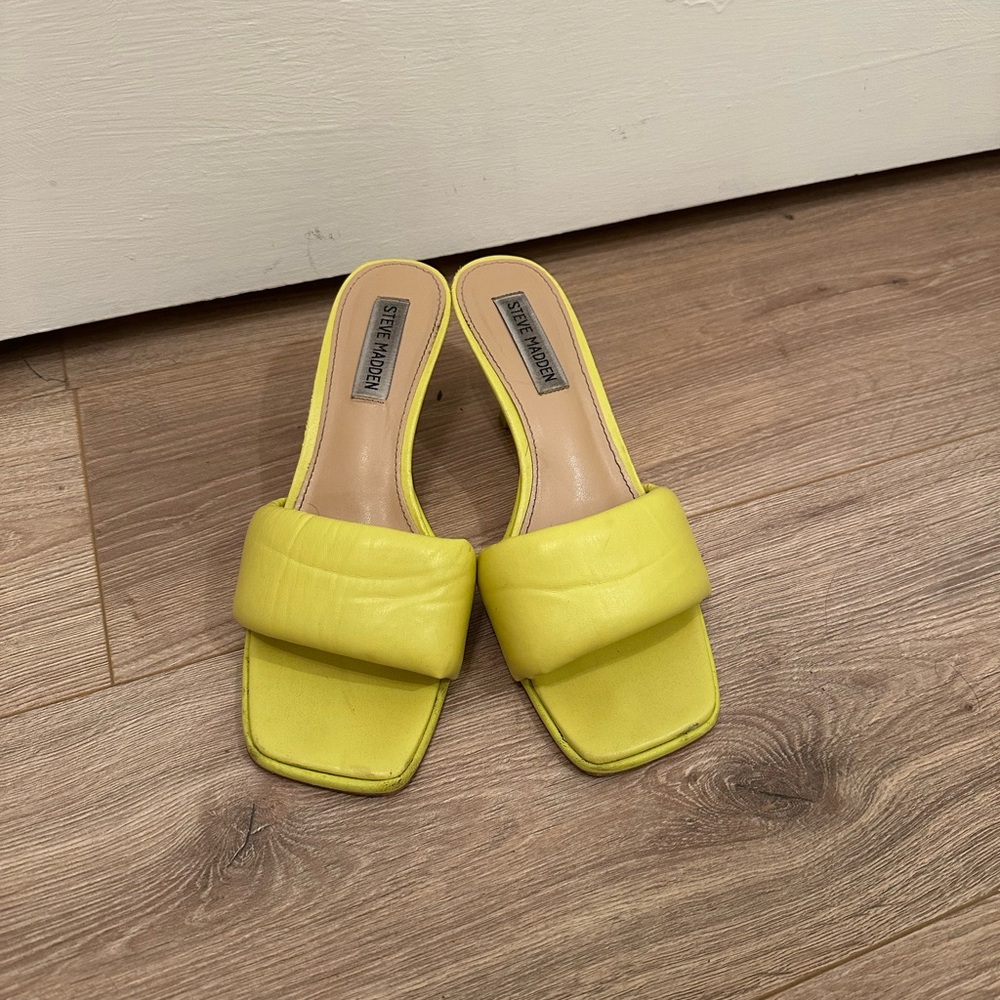Heels - Picture 2 of 4